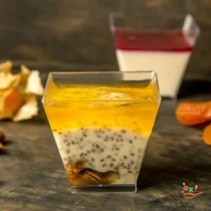 Чіа пудинг з Гранола і апельсиновим кюлі