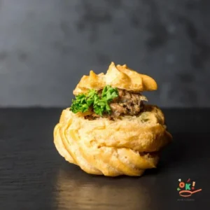 Міні Профітроль з грибним мусом і зеленню